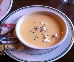 Gluten-Free Minnesota Cheddar and Beer Soup